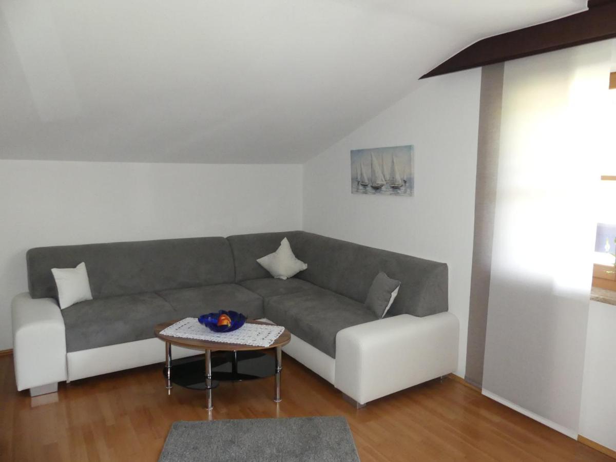 Apartment Fischer Таренц Екстериор снимка